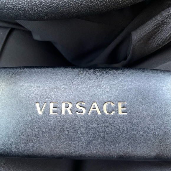 Versace Ladies authentic sunglasses in gold and black main image 8